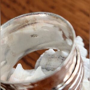 Sterling silver hammered aquamarine spinner ring